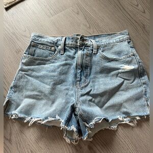 Madewell relaxed denim short size 26
